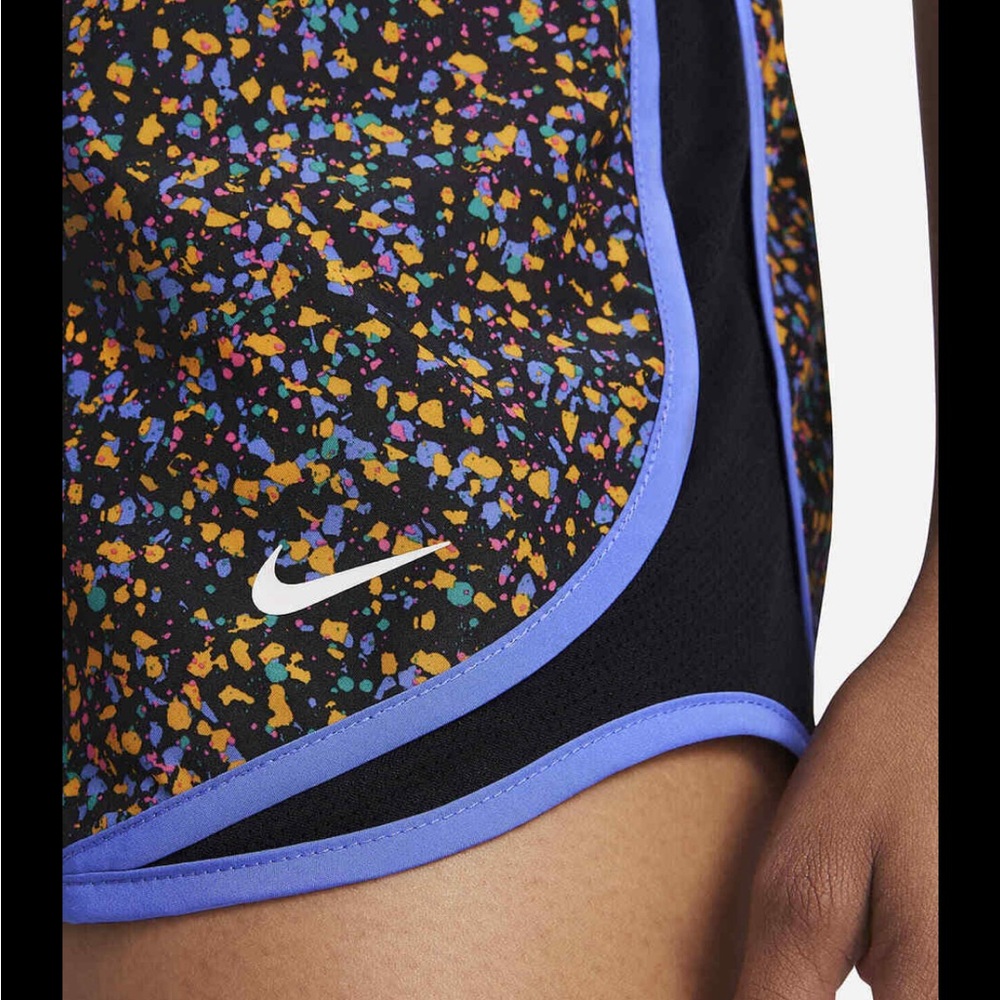 NIKE DRI-FIT TEMPO ICON CLASH RUNNING SHORTS Women's Lavender/Gold/Black - Picture 1 of 5